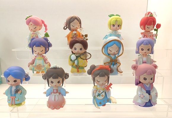 ��������